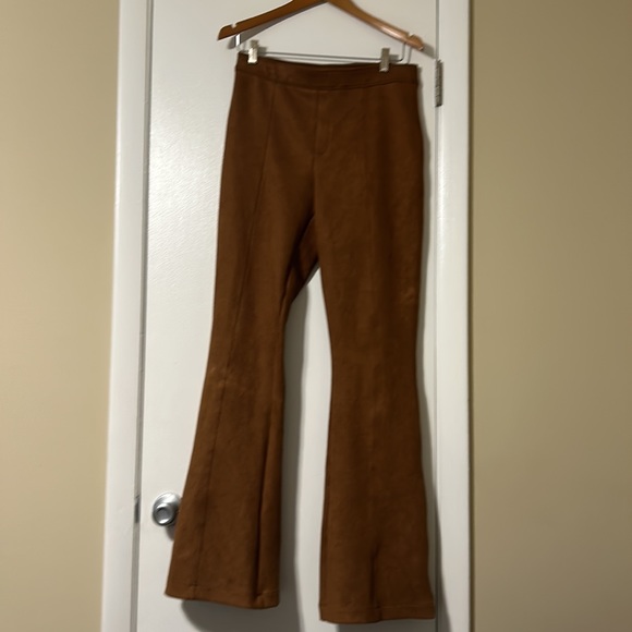 Spanx Fauz Seude Flair Pants Rich Caramel - Picture 2 of 2